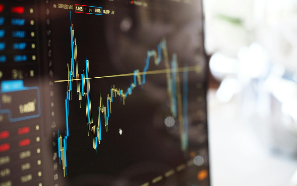When markets are volatile, it pays to stay invested